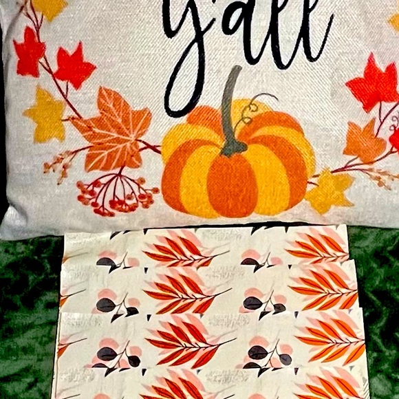 20 - 10 X 13 Non Padded Fall Leaves Poly Mailers - Picture 7 of 7